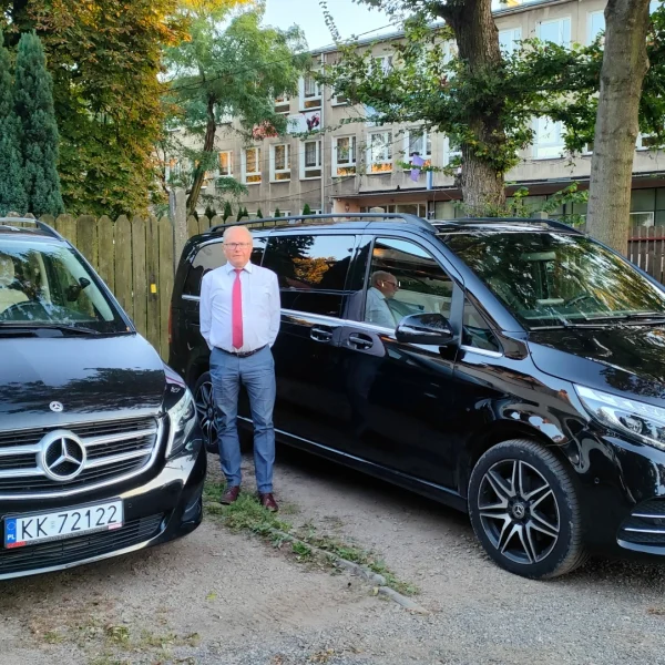 transport-krakow-Mercedes-V-82